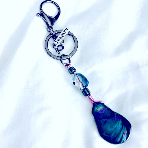 keychain & bag hook INSPIRE Seashell hematite unique accessory NWT - Picture 6 of 12